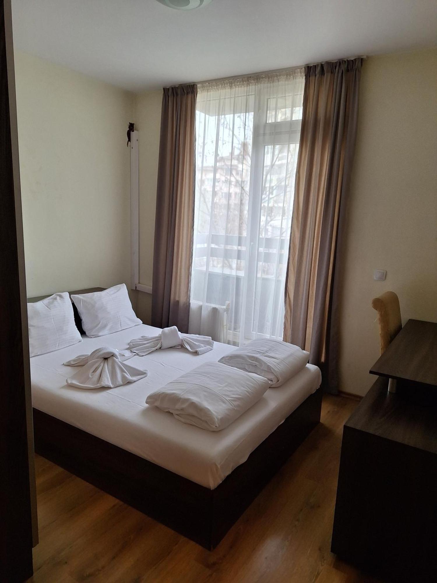 Apartments Mladost 1A София Экстерьер фото